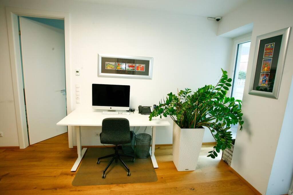 Top Central Apartment On Karlsplatz 维也纳 外观 照片